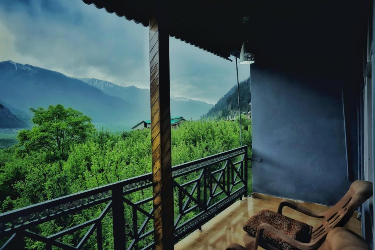 Grey Moustache 4Bhk Villa Manāli Buitenkant foto